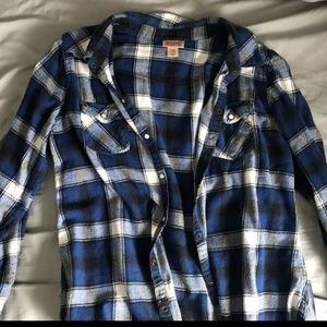 Plaid / flannel button down